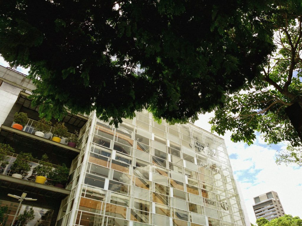 שיפוץ משרדים מודרני: 7 טרנדים שכל בעל עסק חייב